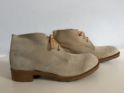 Stivaletti stringati